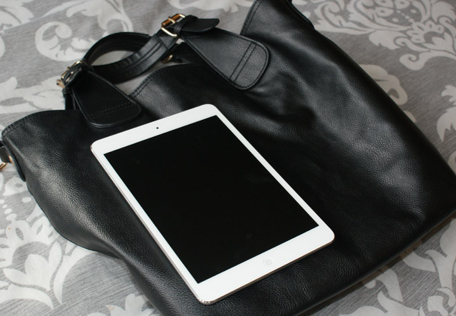 iPad mini next to bag Compare Size iPad mini next to bag Compare Size