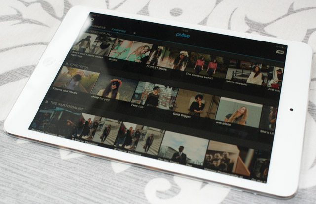 iPad Mini White Pulse App iPad Mini White Pulse App